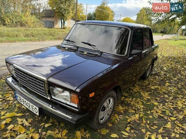 Красный ВАЗ 2107, объемом двигателя 1.45 л и пробегом 71 тыс. км за 1550 $, фото 1 на Automoto.ua