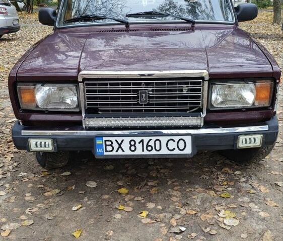 Красный ВАЗ 2107, объемом двигателя 1.5 л и пробегом 170 тыс. км за 850 $, фото 1 на Automoto.ua