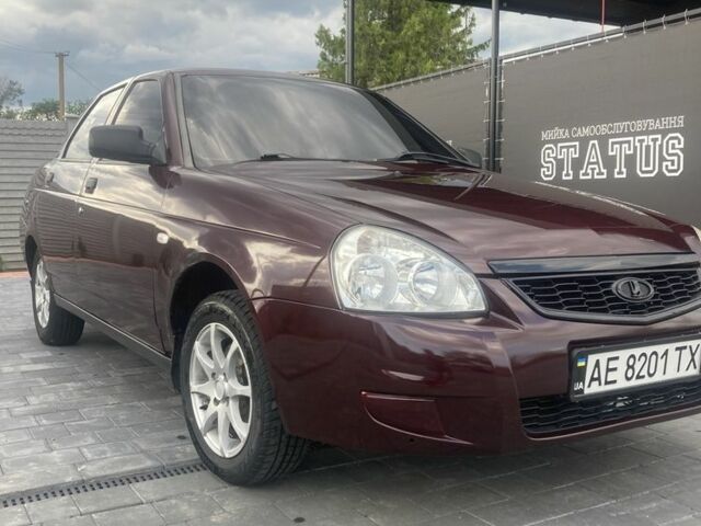 Красный ВАЗ 2107, объемом двигателя 1.6 л и пробегом 178 тыс. км за 2900 $, фото 1 на Automoto.ua