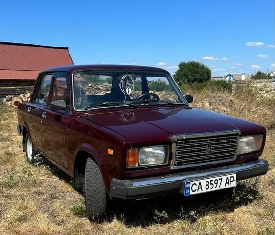 Червоний ВАЗ 2107, об'ємом двигуна 1.5 л та пробігом 181 тис. км за 1232 $, фото 1 на Automoto.ua
