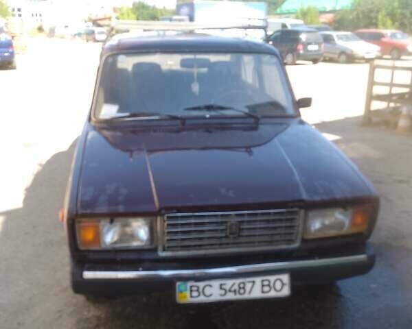 Красный ВАЗ 2107, объемом двигателя 1.5 л и пробегом 49 тыс. км за 1100 $, фото 1 на Automoto.ua