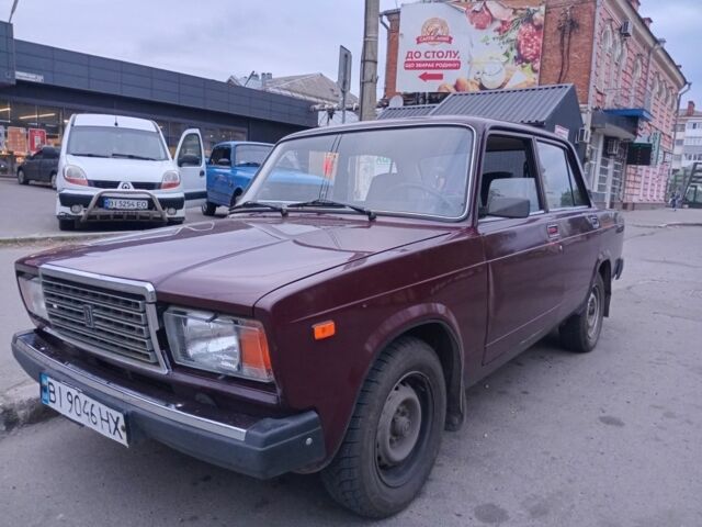 Красный ВАЗ 2107, объемом двигателя 1.6 л и пробегом 30 тыс. км за 1106 $, фото 1 на Automoto.ua