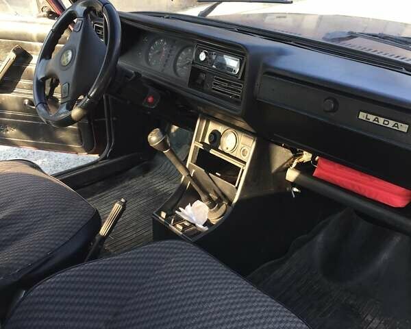 Красный ВАЗ 2107, объемом двигателя 0 л и пробегом 100 тыс. км за 1600 $, фото 1 на Automoto.ua
