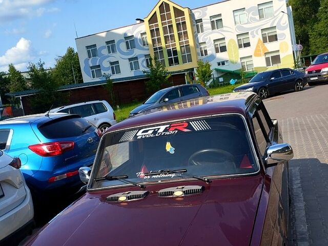 ВАЗ 2107 2009 у Вінниці на Automoto.ua Червоний ВАЗ 2107, об'ємом двигуна 1.5 л та пробігом 0 тис. км за 1100 $, фото 1 на Automoto.ua