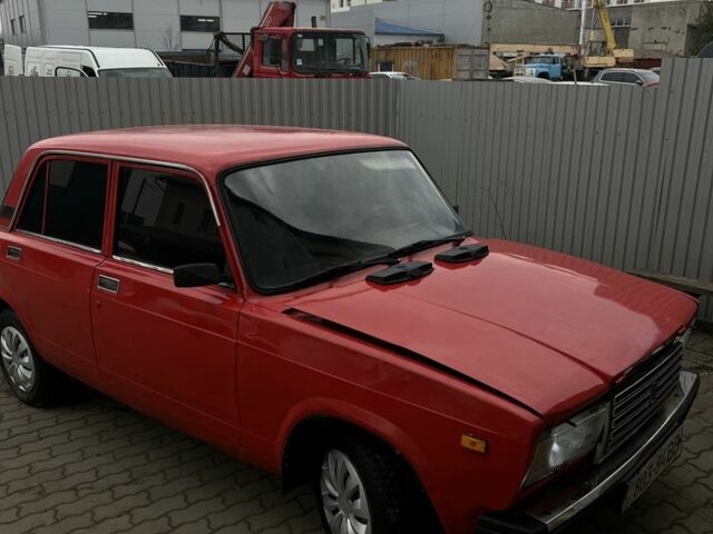 Красный ВАЗ 2107, объемом двигателя 1.5 л и пробегом 77 тыс. км за 400 $, фото 1 на Automoto.ua