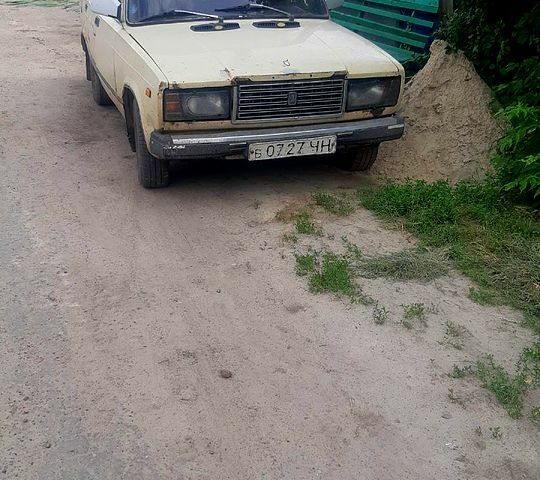 ВАЗ 2107, объемом двигателя 15 л и пробегом 0 тыс. км за 400 $, фото 1 на Automoto.ua