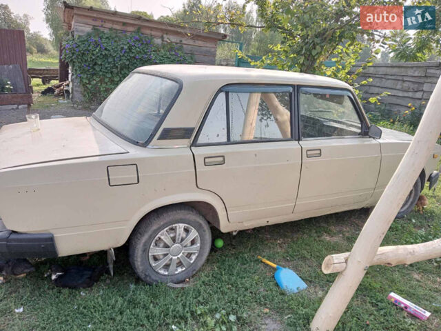 ВАЗ 2107, объемом двигателя 1.5 л и пробегом 100 тыс. км за 700 $, фото 1 на Automoto.ua