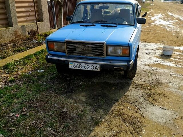 ВАЗ 2107, объемом двигателя 15 л и пробегом 0 тыс. км за 550 $, фото 1 на Automoto.ua