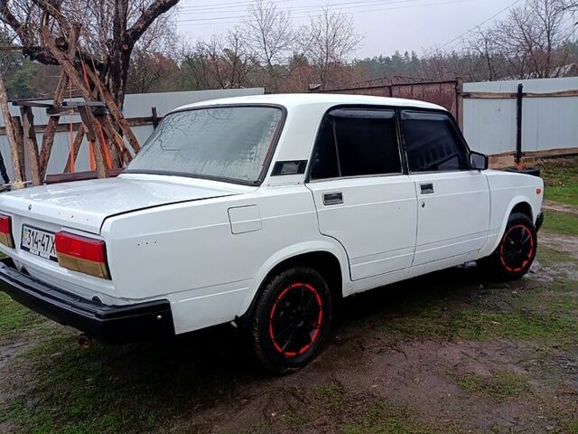 ВАЗ 2107, объемом двигателя 15 л и пробегом 320 тыс. км за 799 $, фото 1 на Automoto.ua