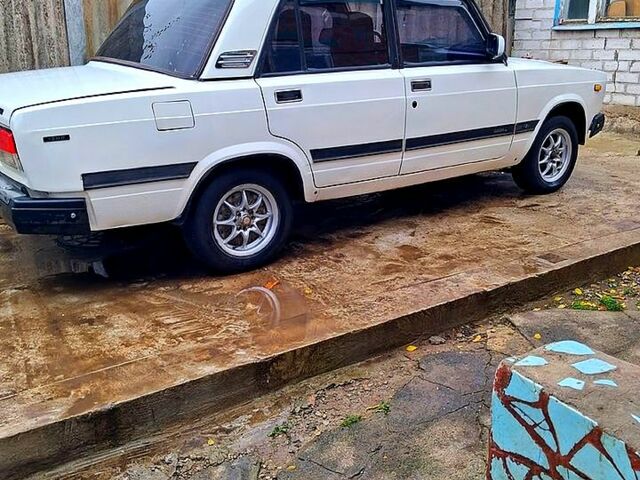 ВАЗ 2107, об'ємом двигуна 1.5 л та пробігом 230 тис. км за 1000 $, фото 1 на Automoto.ua