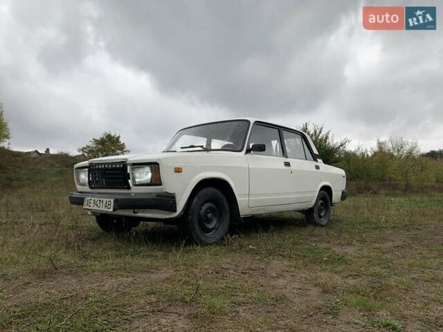 ВАЗ 2107, объемом двигателя 1.45 л и пробегом 152 тыс. км за 1000 $, фото 1 на Automoto.ua