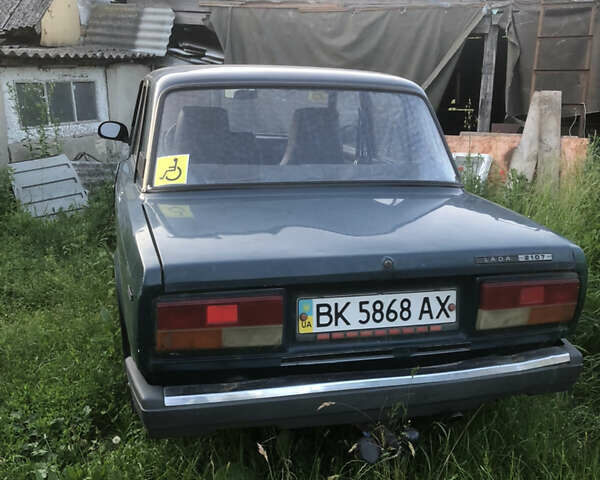 ВАЗ 2107, объемом двигателя 0 л и пробегом 300 тыс. км за 1200 $, фото 1 на Automoto.ua