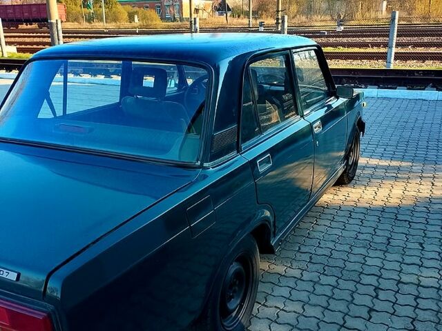 ВАЗ 2107, объемом двигателя 15 л и пробегом 100 тыс. км за 800 $, фото 1 на Automoto.ua