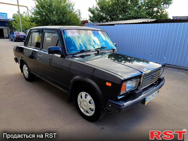 ВАЗ 2107, объемом двигателя 1.6 л и пробегом 230 тыс. км за 1000 $, фото 1 на Automoto.ua