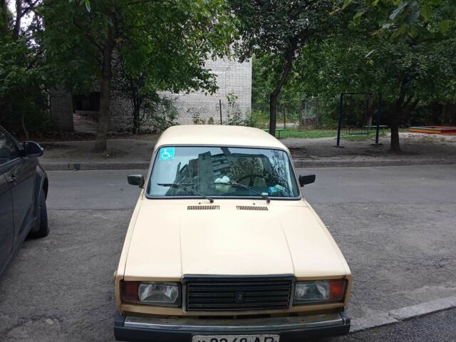Желтый ВАЗ 2107, объемом двигателя 1.5 л и пробегом 3 тыс. км за 673 $, фото 1 на Automoto.ua