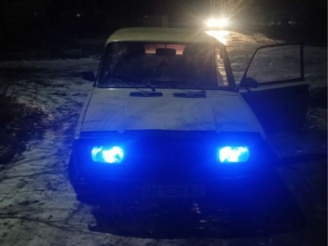 Жовтий ВАЗ 2107, об'ємом двигуна 1.3 л та пробігом 3 тис. км за 208 $, фото 1 на Automoto.ua