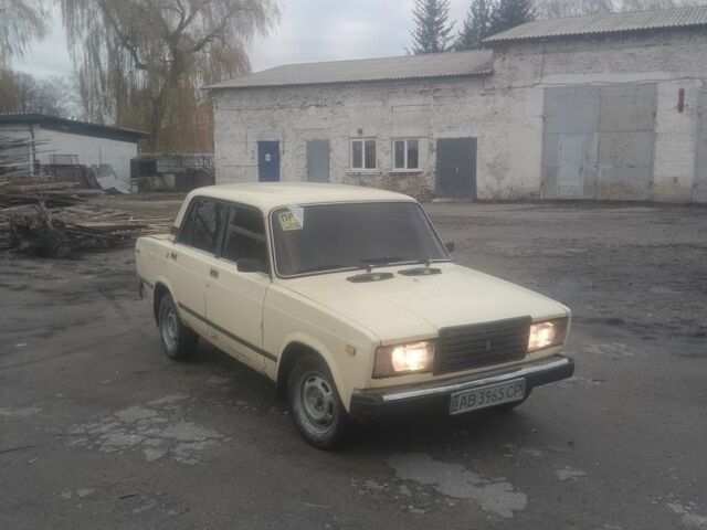 Жовтий ВАЗ 2107, об'ємом двигуна 1.3 л та пробігом 1 тис. км за 496 $, фото 1 на Automoto.ua