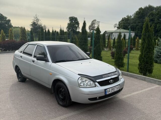 Серый ВАЗ 2107, объемом двигателя 0 л и пробегом 190 тыс. км за 1899 $, фото 1 на Automoto.ua