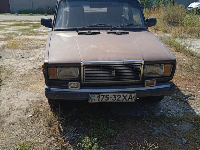 Сірий ВАЗ 2107, об'ємом двигуна 1.5 л та пробігом 300 тис. км за 567 $, фото 1 на Automoto.ua