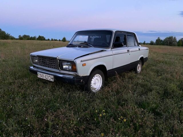 Серый ВАЗ 2107, объемом двигателя 0 л и пробегом 777 тыс. км за 536 $, фото 1 на Automoto.ua