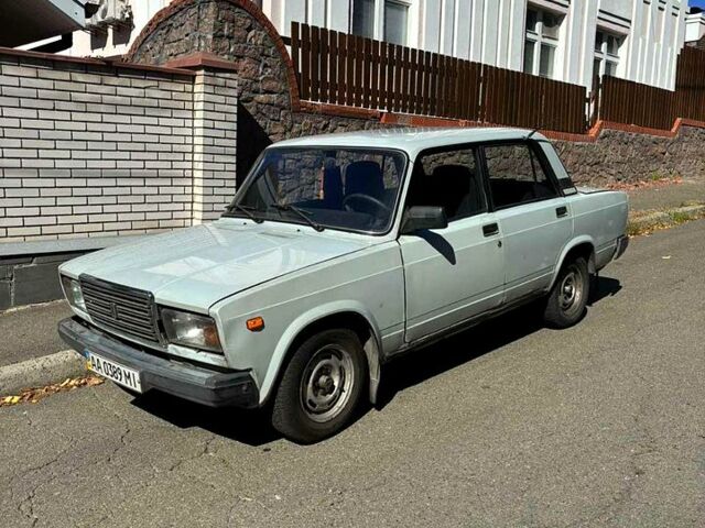 Серый ВАЗ 2107, объемом двигателя 1.5 л и пробегом 152 тыс. км за 700 $, фото 1 на Automoto.ua