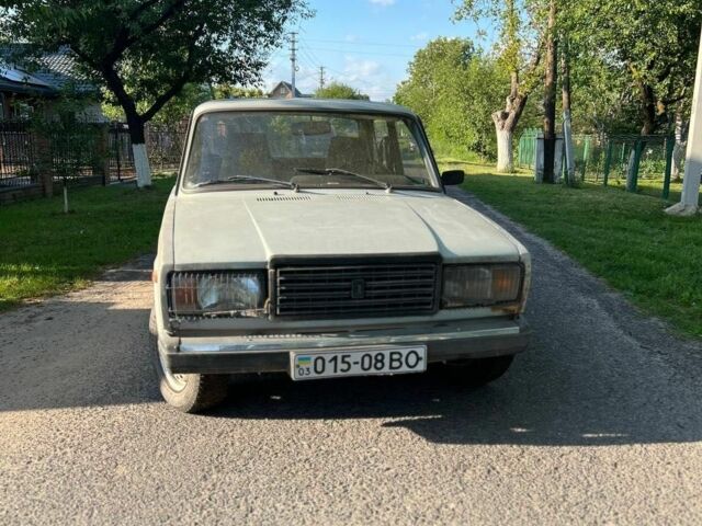 Серый ВАЗ 2107, объемом двигателя 1.3 л и пробегом 300 тыс. км за 500 $, фото 1 на Automoto.ua