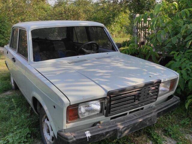 Сірий ВАЗ 2107, об'ємом двигуна 1.5 л та пробігом 150 тис. км за 550 $, фото 1 на Automoto.ua