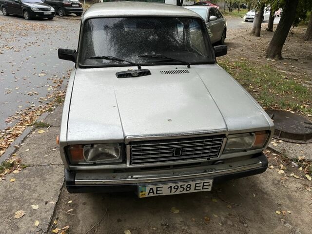Серый ВАЗ 2107, объемом двигателя 1.5 л и пробегом 200 тыс. км за 667 $, фото 1 на Automoto.ua