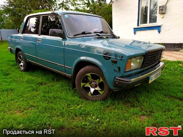 Серый ВАЗ 2107, объемом двигателя 1.5 л и пробегом 150 тыс. км за 1700 $, фото 1 на Automoto.ua