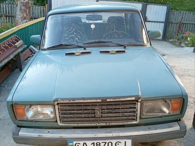 Сірий ВАЗ 2107, об'ємом двигуна 1.5 л та пробігом 177 тис. км за 600 $, фото 1 на Automoto.ua