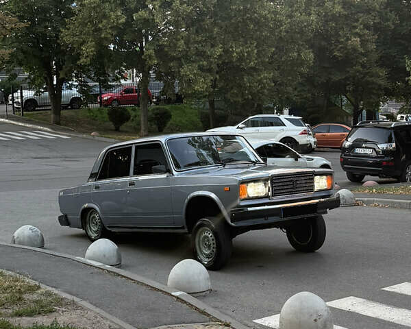 Серый ВАЗ 2107, объемом двигателя 1.6 л и пробегом 55 тыс. км за 4200 $, фото 1 на Automoto.ua