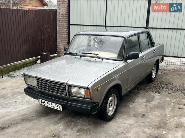 Серый ВАЗ 2107, объемом двигателя 1.45 л и пробегом 161 тыс. км за 1150 $, фото 1 на Automoto.ua