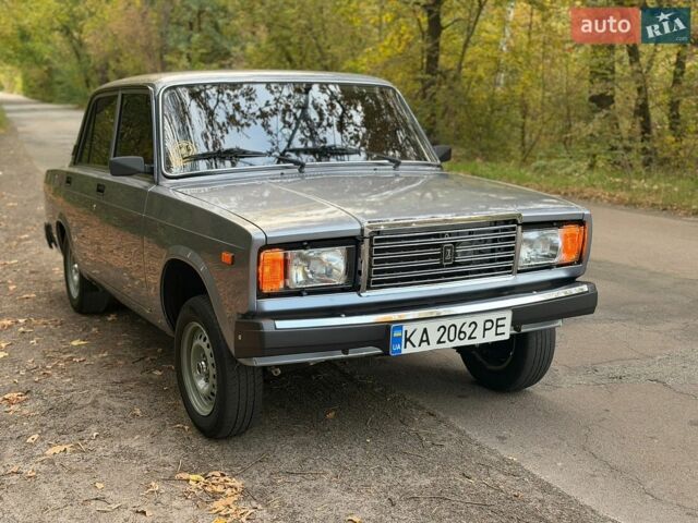 Сірий ВАЗ 2107, об'ємом двигуна 1.45 л та пробігом 64 тис. км за 3000 $, фото 1 на Automoto.ua