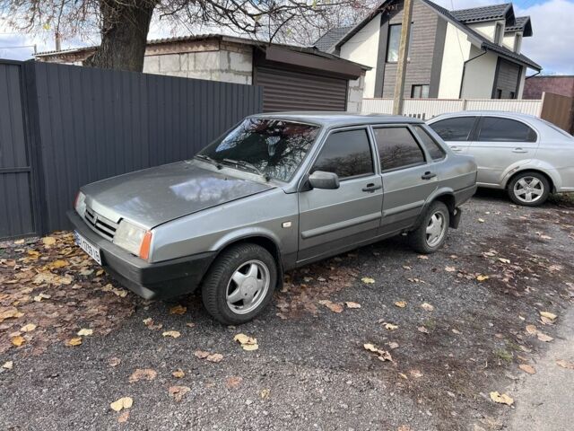 Серый ВАЗ 2107, объемом двигателя 1.5 л и пробегом 190 тыс. км за 1850 $, фото 1 на Automoto.ua