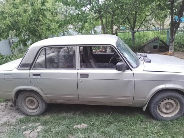 Сірий ВАЗ 2107, об'ємом двигуна 1.5 л та пробігом 73 тис. км за 650 $, фото 1 на Automoto.ua