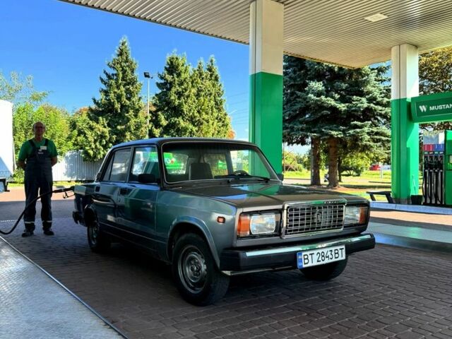 Сірий ВАЗ 2107, об'ємом двигуна 1.5 л та пробігом 134 тис. км за 2010 $, фото 1 на Automoto.ua