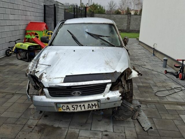 Серый ВАЗ 2107, объемом двигателя 1.6 л и пробегом 177 тыс. км за 500 $, фото 1 на Automoto.ua