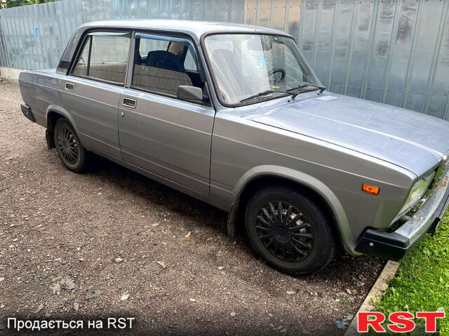 Серый ВАЗ 2107, объемом двигателя 1.6 л и пробегом 140 тыс. км за 1550 $, фото 1 на Automoto.ua