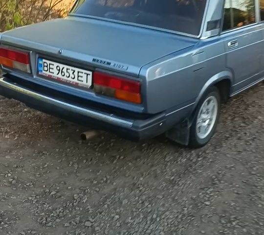 Сірий ВАЗ 2107, об'ємом двигуна 1.6 л та пробігом 89 тис. км за 2000 $, фото 1 на Automoto.ua