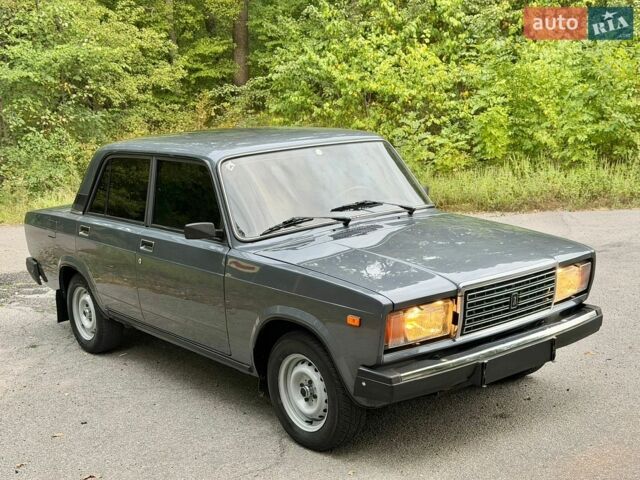 Серый ВАЗ 2107, объемом двигателя 0 л и пробегом 63 тыс. км за 2650 $, фото 1 на Automoto.ua