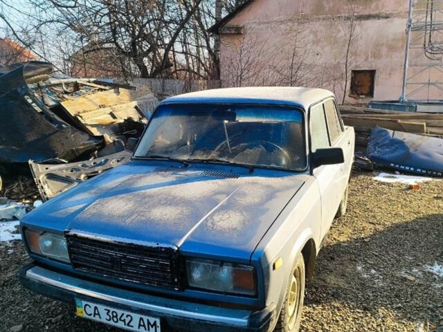 Серый ВАЗ 2107, объемом двигателя 1.45 л и пробегом 138 тыс. км за 999 $, фото 1 на Automoto.ua