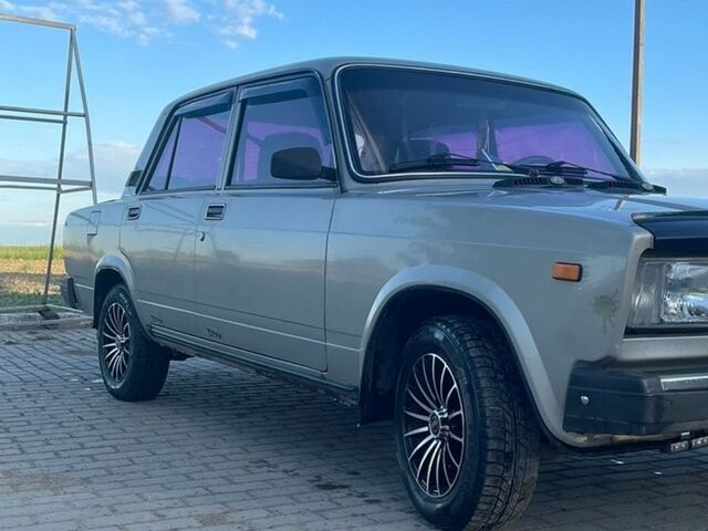 Серый ВАЗ 2107, объемом двигателя 1.5 л и пробегом 88 тыс. км за 650 $, фото 1 на Automoto.ua