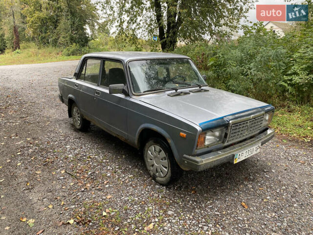 Серый ВАЗ 2107, объемом двигателя 1.5 л и пробегом 320 тыс. км за 850 $, фото 1 на Automoto.ua