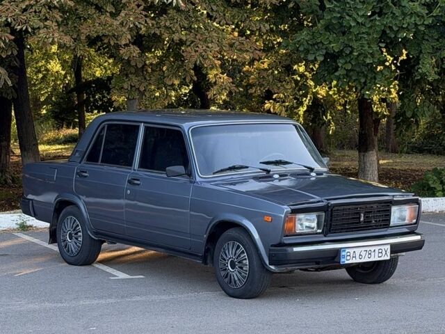 Сірий ВАЗ 2107, об'ємом двигуна 1.5 л та пробігом 78 тис. км за 1948 $, фото 1 на Automoto.ua