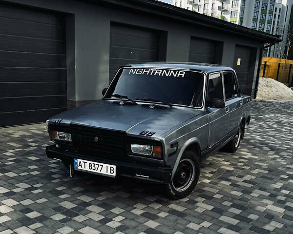 Сірий ВАЗ 2107, об'ємом двигуна 1.5 л та пробігом 93 тис. км за 1300 $, фото 1 на Automoto.ua