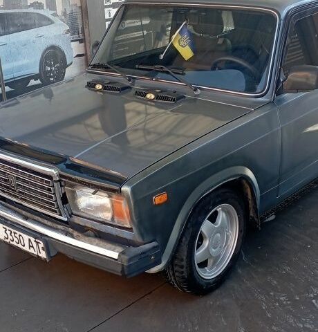 Сірий ВАЗ 2107, об'ємом двигуна 1.5 л та пробігом 176 тис. км за 600 $, фото 1 на Automoto.ua