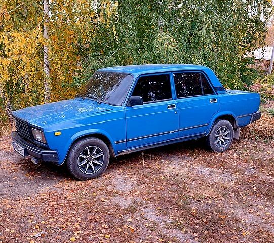 Серый ВАЗ 2107, объемом двигателя 1.4 л и пробегом 275 тыс. км за 1750 $, фото 1 на Automoto.ua