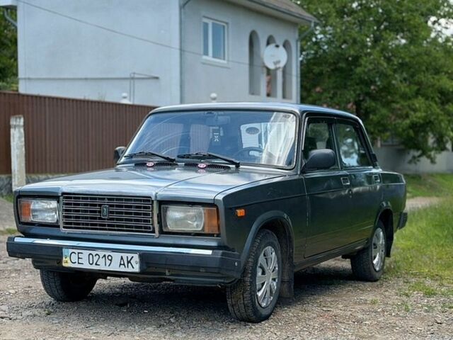 Серый ВАЗ 2107, объемом двигателя 1.5 л и пробегом 161 тыс. км за 999 $, фото 1 на Automoto.ua