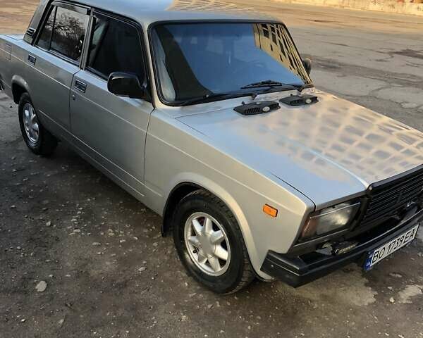 Серый ВАЗ 2107, объемом двигателя 1.5 л и пробегом 100 тыс. км за 850 $, фото 1 на Automoto.ua