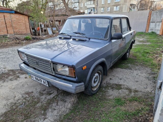 Серый ВАЗ 2107, объемом двигателя 1.5 л и пробегом 104 тыс. км за 900 $, фото 1 на Automoto.ua